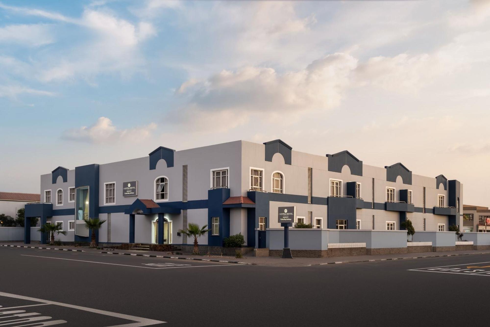 Protea Hotel By Marriott Walvis Bay Indongo Exterior foto